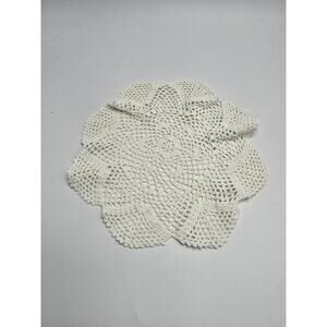 Vintage Handmade Croched Off White Cream Doily 8” Diameter Scalloped EUC